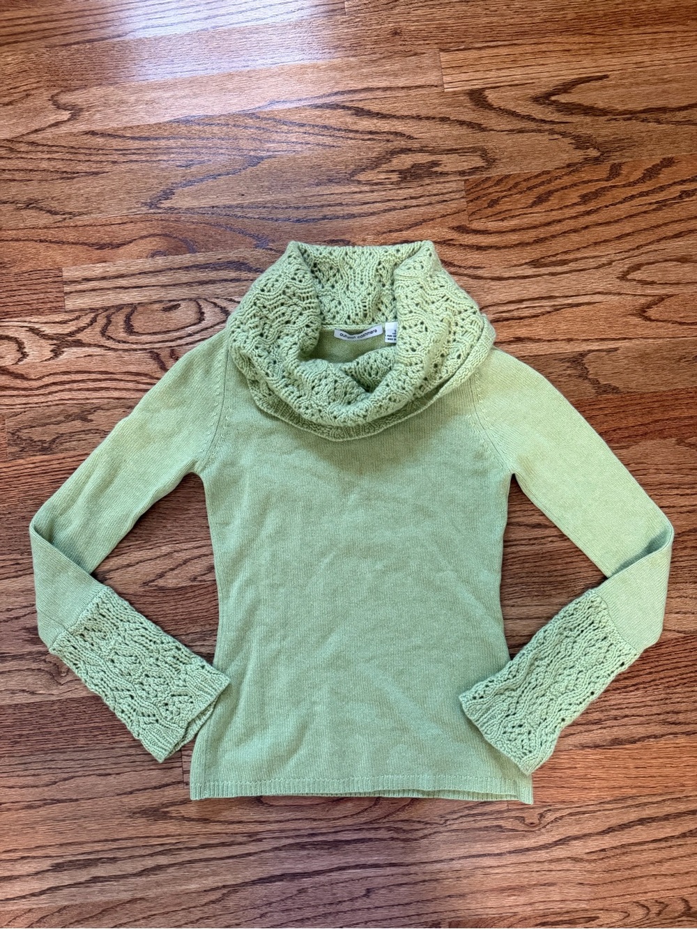 Cashmere sweater